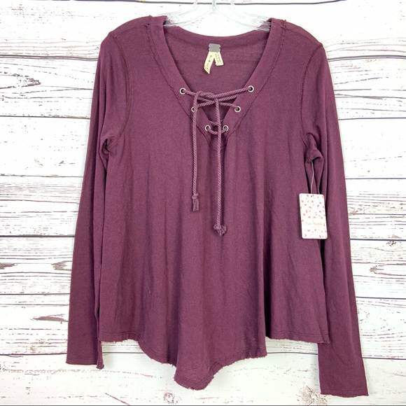 We the Free People Top - Picture 2 of 5